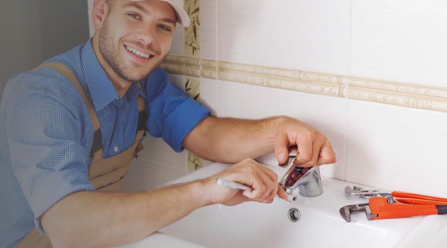 Professional clogged drains services in Choctaw, OK